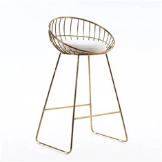 豪華なカウンターの高さのバースツール